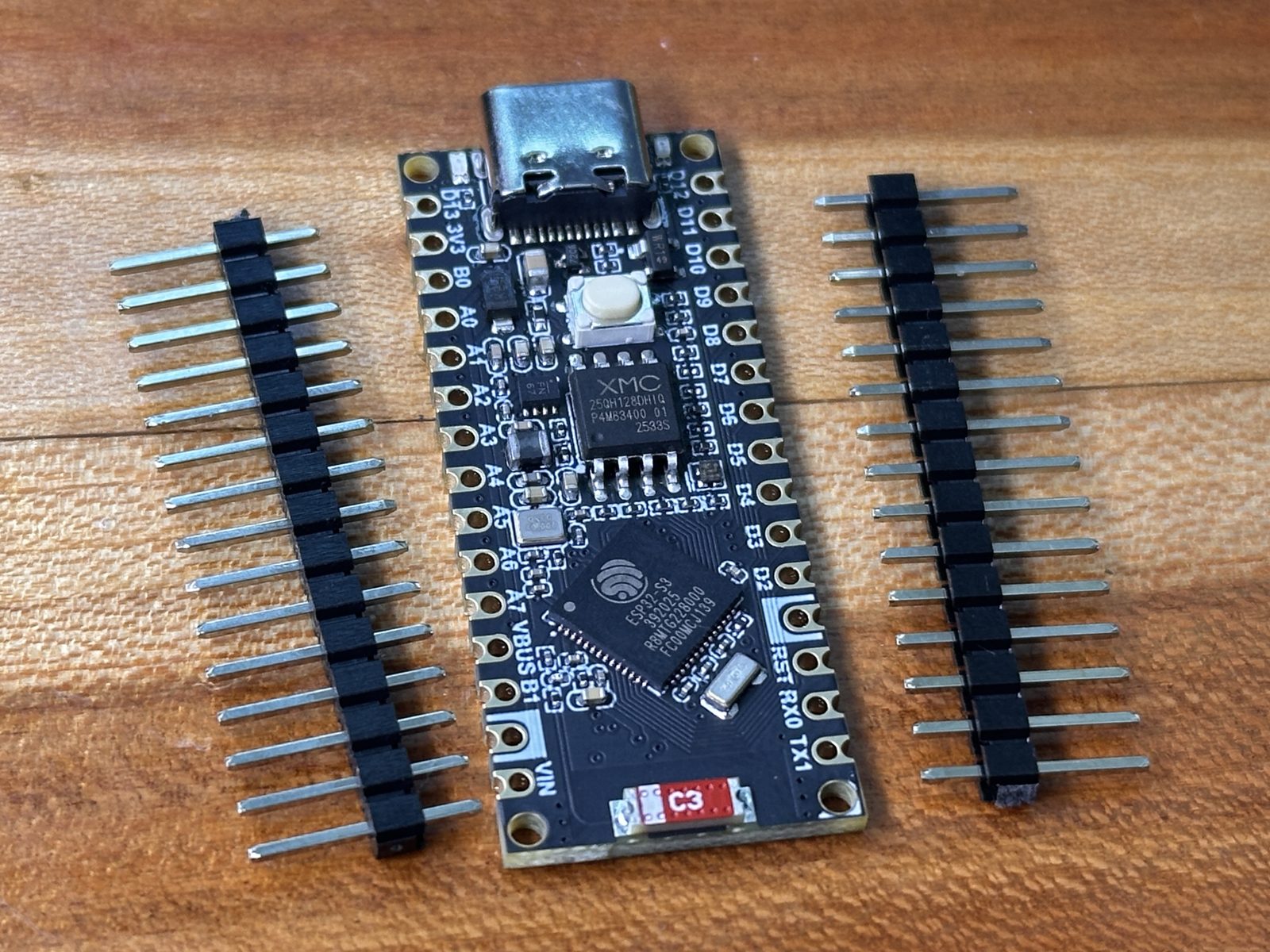 ESP32-S3-Nano